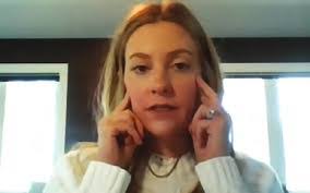 Miriam Simons's Instagram, Twitter & Facebook