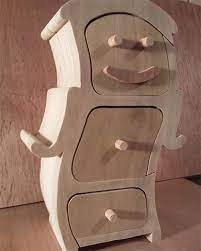 Sevdiklerinizin taşındığı yeni eve misafir olarak giderken eliniz boş gitmek olmaz. Ilginc Ev Esyalari Tasarimlari Ilginc Cekmeceler Guzel Sozler Whimsical Furniture Diy Furniture Industrial Furniture Desk