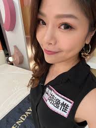 物理治療師- 想知道床墊怎麼挑嗎？ 敬請鎖定下一集#姐妹亮起來✨