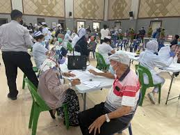 Kompleks pentadbiran kerajaan persekutuan sabah. Sabahfm Situasi Terkini Di Dewan Serbaguna Kompleks Facebook