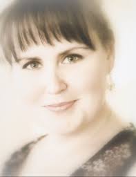 Carrie Gammon's Instagram, Twitter & Facebook