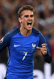 L'agression a eu lieu peu avant les deux buts de la france contre l'albanie. La Resurrection D Antoine Griezmann Equipe De France Joueur De Football Griezmann