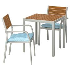 Sjalland Tisch Und 2 Armlehnstuhle Aussen Hellbraun Kuddarna Dunkelgrau Ikea Deutschland Ikea Kissen Blaue Kissen Stuhlpolster