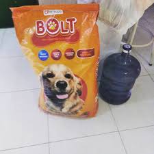 Jual Makanan Anjing Dan Kucing Merk Bolt Lokasi Medan Harga Repacking 1kg 1 Kg Per Bgks 24rb Kg Beli Min 10kg Jadi 23rb Kg Beli Cat Food Food Snack Recipes