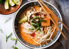Laksa lemak, also known as nyonya laksa (malay: Chicken Laksa Eat Cho Food
