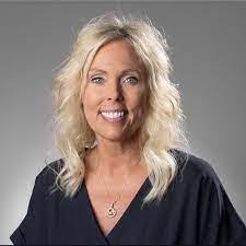 Anne Kale's Instagram, Twitter & Facebook