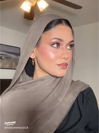 Stunning Smokey Cat Eye Glam Tutorial