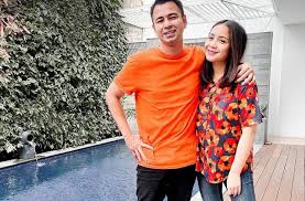 Ga pake br44 kala goyang tik tok, netter galfok g0nd4l g4ndul!!! Tak Pakai Nama Belakang Raffi Ahmad Nagita Slavina Klarifikasi Matamata Com