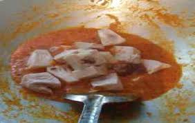 Rendang kering dihidangkan untuk perhelatan istimewa, seperti upacara adat, kenduri, atau menyambut tamu kehormatan. Resepi Rendang Buah Nangka Muda Mdruzaidaud