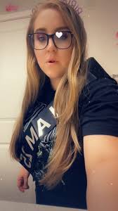 Scarlett Hoffman (@simplyyscarlett)