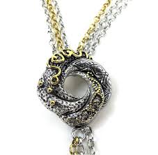 007 Algerian Loveknot Necklace Vesper Lynd Casino Royale Accessories Love Knot Necklace Jewelry Collection Jewelry