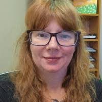 Ruth Wilcox's Instagram, Twitter & Facebook