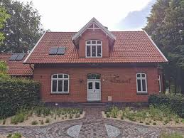 Wie man sich einen kräutergarten draussen, also im freien, zieht weiss ich. Kase Und Krauter Die 7 Besten Heimischen Krauter