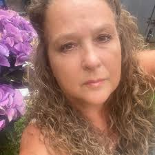 Would live the sunflower pattern in the header page