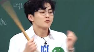 He was a student at catholic kwandong university where he attended a seminar and gave a presentation for students in applied music. 10 Times Xiumin Was Exo S Fake Maknae Sbs Popasia