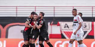 Atletico clube goianiense page on flashscore.com offers livescore, results, standings and match details (goal scorers, red cards make a qualifying deposit (min $10), place bets to deposit value, once they are settled, matched amount in bet credits available to. Atletico Go 2 X 1 Sao Paulo Sp Campeonato Brasileiro De Futebol Serie A 2020 Confederacao Brasileira De Futebol