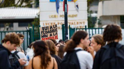 Nord, Val-d'Oise, Ariège... Plus d'une centaine de lycées bloqués mardi partout en France – franceinfo
