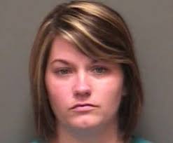 Dothan woman accused of helping husband avoid murder arrest