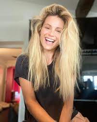 Un po' di foto della bella michelle prese qua e la'. Stars Ungeschminkt Erkennt Ihr Den Promi Ohne Make Up Brigitte De
