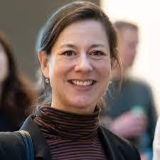 Tamara Stoffel's Instagram, Twitter & Facebook