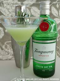 Recipe For Tanqueray Gin Dragon Cocktail Lavender And Lime Tanqueray Gin Gin Drink Recipes Tanqueray Drinks