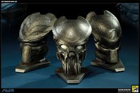 A standard mask will feature targeting laser, vision modes, audio analyzer and tactical analysis. Sideshow Avp Predator Prop Replica Mask Set San Diego Comic Con Exclusive