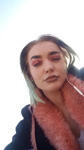 Louise Sweeney (@LouiseSweeney18)