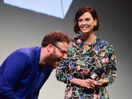 Rogen didn't want to look like a schlub next to. Very Funny Interview With Charlize Theron Speaking Afrikaans To Seth Rogen Video 2oceansvibe News South African And International News