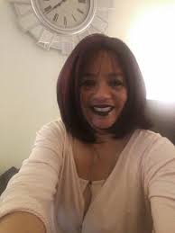 Barbara Elzy's Instagram, Twitter & Facebook