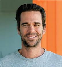 Margery Hall's Instagram, Twitter & Facebook