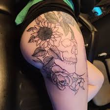 Not for the faint of heart or weak, a chest cover up is a powerful way to establish dominance when it comes to self mastery. 19 Attractive Thigh Tattoos For Women In 2021 Styles At Life