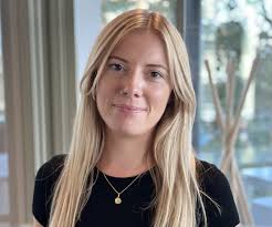 Jessica Timms's Instagram, Twitter & Facebook