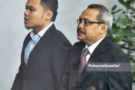 Jeneral dato' sri hj ahmad hasbullah mohd. Dzulkifli Gives Statement To Macc