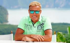 Die dsds jury 2020 mit dieter bohlen und michael wendler kommt an board. Dieter Bohlen Fuhlt Sich Wie Die Kerze Im Po Von Elton John Queer De