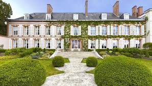 Perrier Jouet S Maison Belle Epoque Dazzles In France Perrier Jouet Perrier Belle Epoque