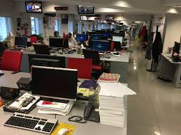 El número de muertes por este mortal virus aumentó sam fazeli, un colaborador de bloomberg opinion que cubre la industria farmacéutica para bloomberg intelligence, responde preguntas sobre los rec. La Radio Informacion Constante Y Compania Cercana Esenciales En Tiempos De Coronavirus Apm