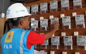 Proses verifikasi transaksi maksimal 2x24 jam hari kerja. Pln Terapkan Pencatatan Meter Penggunaan 3 Bulan Terakhir Klikjatim Com