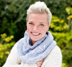 Gratis beskrivning: Sticka en cape till kvinna