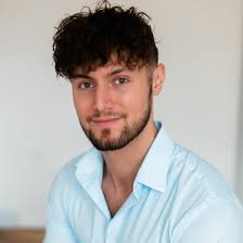 Nick Brackett's Instagram, Twitter & Facebook