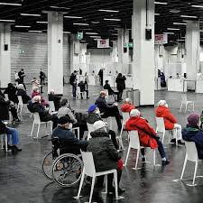 Die stadtverwaltung bestätigte offiziell, dass neben mario dahm auch schon mehrere … Corona Impfung Wie Sich Politiker Und Beamte Impfen Lassen Obwohl Sie Langst Nicht Dran Sind Der Spiegel