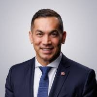 Danielle Simons Email & Phone Number