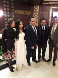 على الفور أمر مدير الأمن بتشكيل فريق بحث باشراف العميد مدحت النادي مدير البحث الجنائي تبين من التحريات ان المجني عليه يدعي سعد مسعود نخلة 57 سنة ويعمل بالمقاولات وانه كان يستقل سيارته بأحد شوارع مدينة الفيوم عقب صلاة التراويح وان اشخاصا كانوا يستقلون. Ø¨Ø§Ù„ØµÙˆØ± Ù…Ø¯Ø­Øª Ø´Ù„Ø¨ÙŠ ÙˆØ³Ø­Ø± Ù†ÙˆØ­ ÙŠØ­ØªÙÙ„Ø§Ù† Ø¨Ø¹Ù‚Ø¯ Ù‚Ø±Ø§Ù† Ø§Ø¨Ù†ØªÙ‡Ù…Ø§