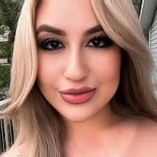 Bianca Sarabia (@biancaqueencity) • Instagram photos and videos