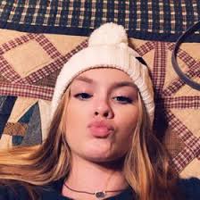 alyssa strait (alyssamarieniall)