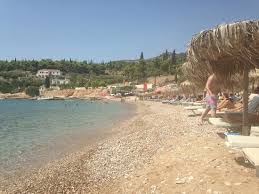 Γνωστότερες παραλίες είναι η βαγία, η αγία μαρίνα με την νυχτερινή ζωή, η αιγινίτισσα με τα beach bars, ο μαραθώνας και το γραφικό ψαροχώρι της πέρδικας με τη νήσο μονή απέναντί του. Beach Picture Of Paradise Beach Spetses Tripadvisor