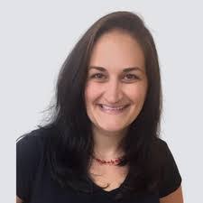 Leah Floyd's Instagram, Twitter & Facebook