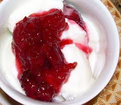 Vă propun o reţetă de dulceaţă de cireşe albe care păstrează aroma fructelor fără a căpăta mirosul de zahăr caramelizat.e o modalitate comodă cînd vă recomand să apelaţi la ajutorul cuiva dacă aveţi o cantitate mai mare de cireşe pentru că fructele îşi schimbă repede culoarea cînd li se scot sîmburii.şi. Dulceata De Cirese Albe Food Vegetables Cabbage