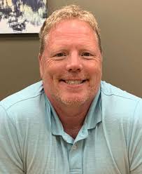 Co-responders with law enforcement to offer mental health help to those in  need