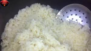 طباخة الارز الكهربائية الكهرباء رز أرز الأرز الرز طاهية حلة طنجرة قدر Food Rice Grains