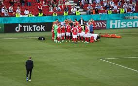Caída súbita del jugador de dinamarca 🇩🇰 eriksen en la eurocopa de fútbol en el partido frente a finlandia 🇫🇮. 3gntccso P Nzm